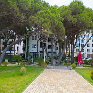 Kastrati 4*, Golem (Tirana) Albanien